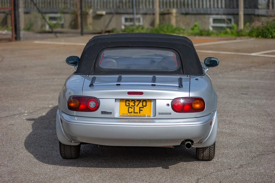 1990 Mazda NA MX-5 Miata - Image 18 of 30