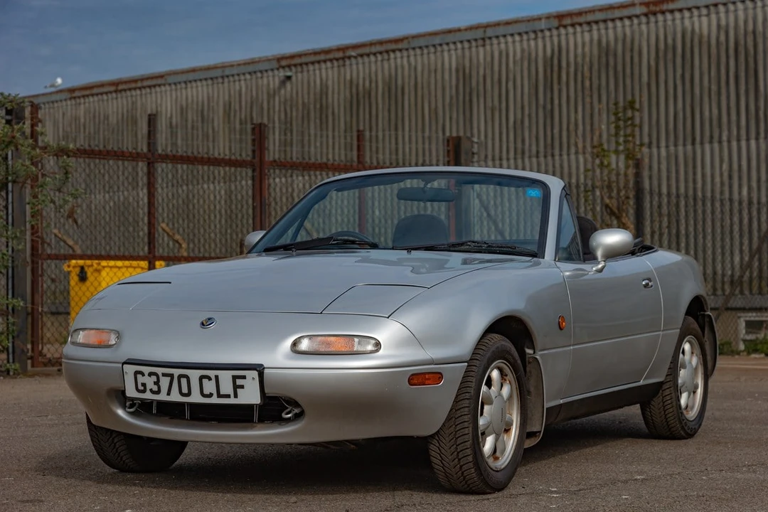 1990 Mazda NA MX-5 Miata - Image 11 of 30