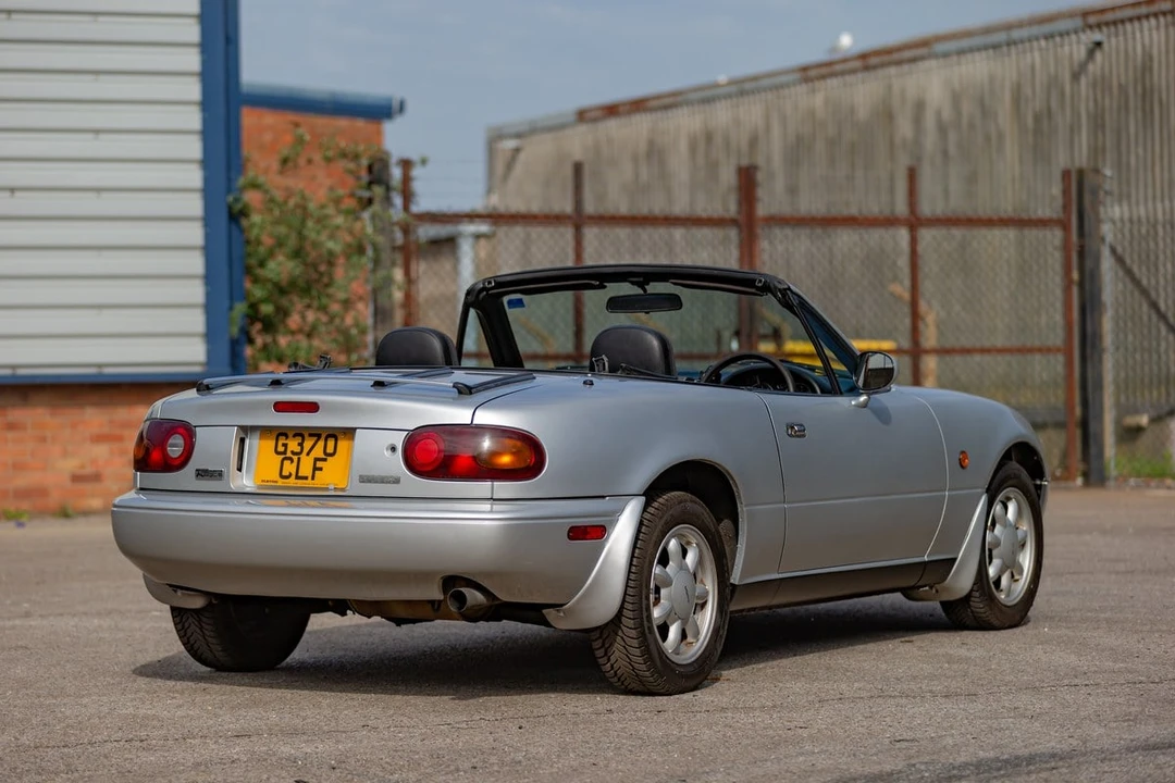 1990 Mazda NA MX-5 Miata - Image 5 of 30