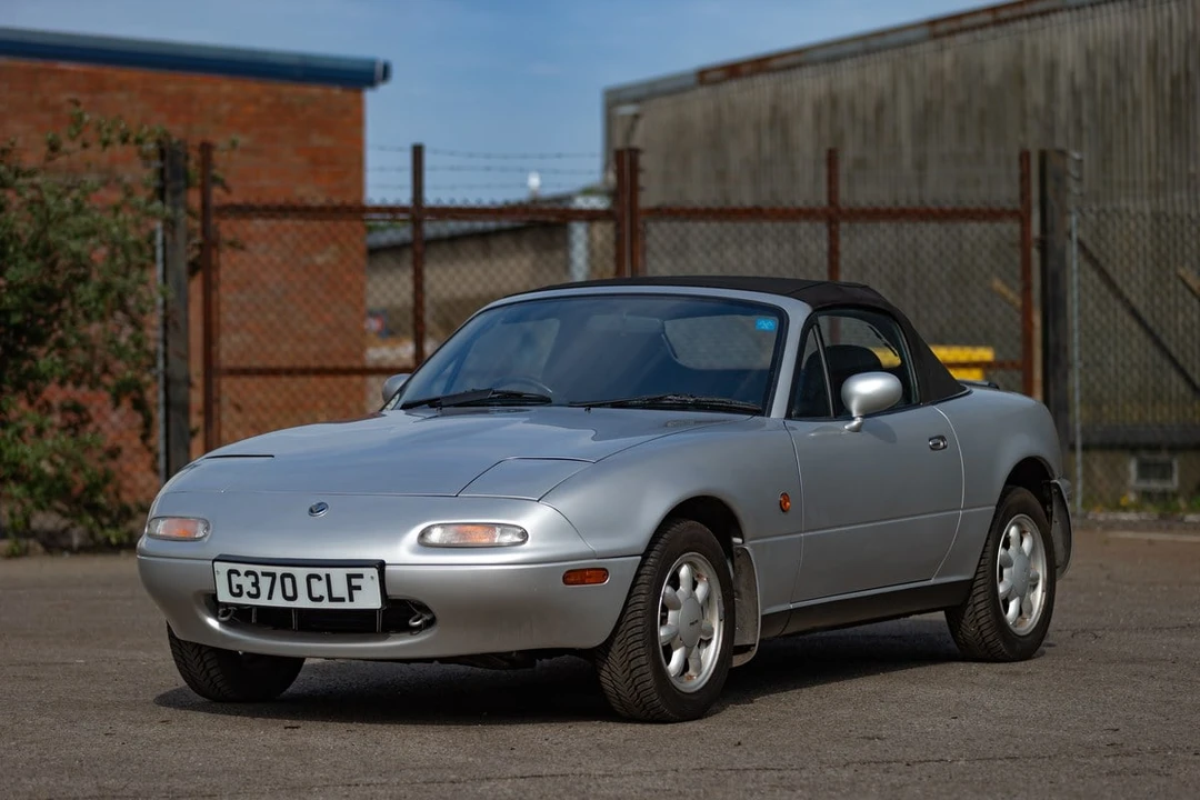 1990 Mazda NA MX-5 Miata - Image 16 of 30