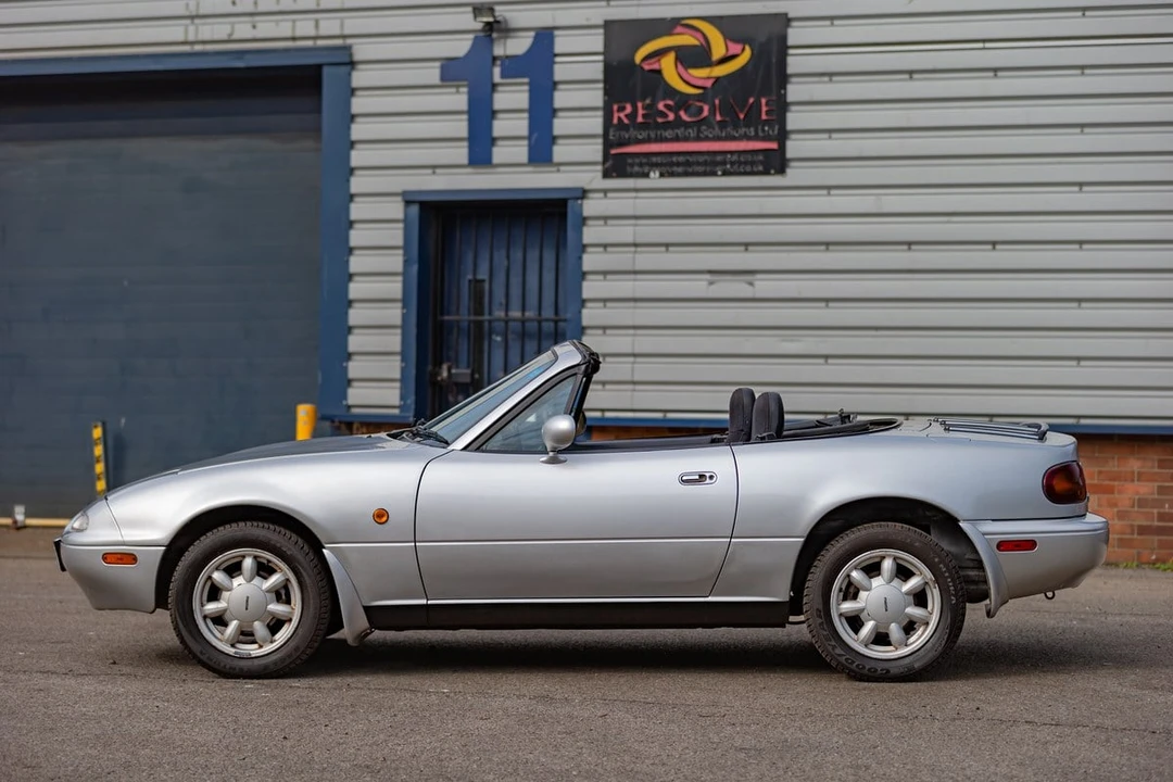 1990 Mazda NA MX-5 Miata - Image 10 of 30