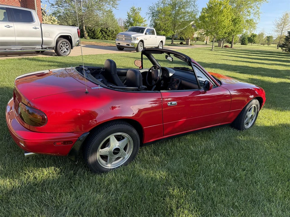 1990 Mazda NA MX-5 Miata - Image 3 of 9