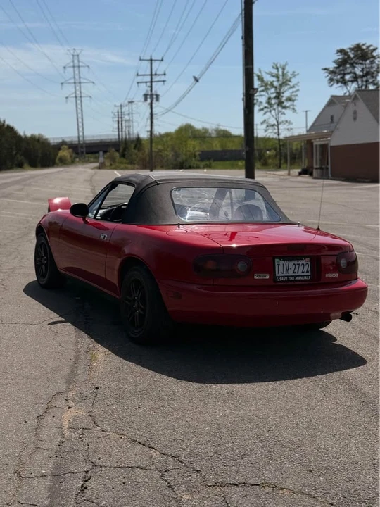 1990 Mazda NA MX-5 Miata - Image 7 of 18