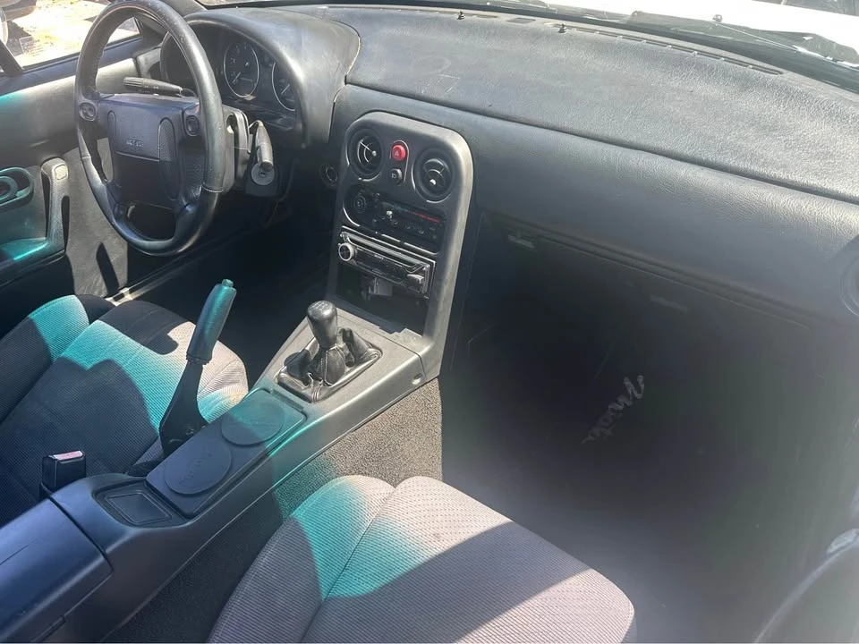 1990 Mazda NA MX-5 Miata - Image 8 of 15