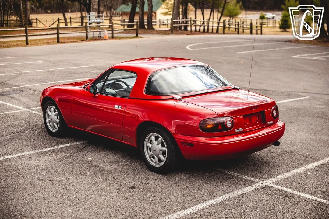 1990 Mazda NA MX-5 Miata - Image 10 of 12