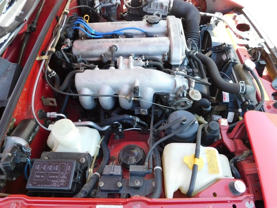 1990 Mazda NA MX-5 Miata - Image 19 of 21