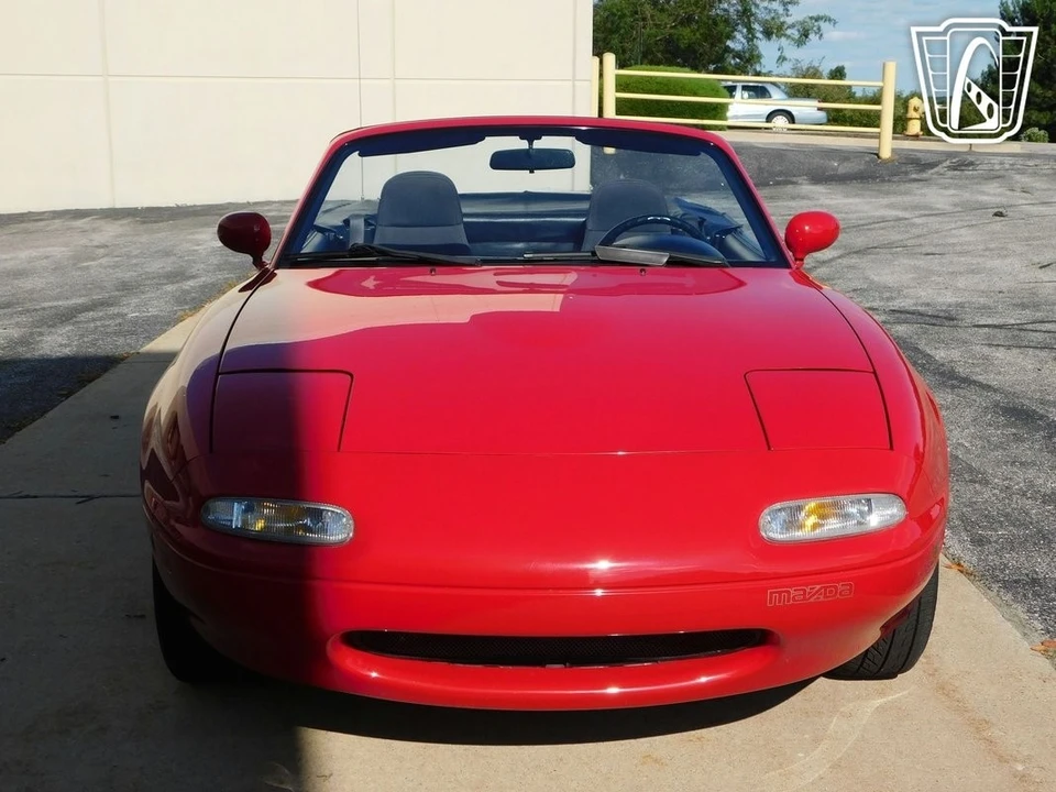1990 Mazda NA MX-5 Miata - Image 14 of 21