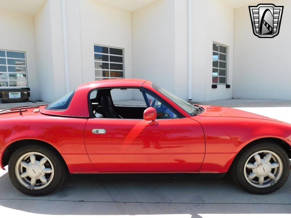 1990 Mazda NA MX-5 Miata - Image 14 of 21