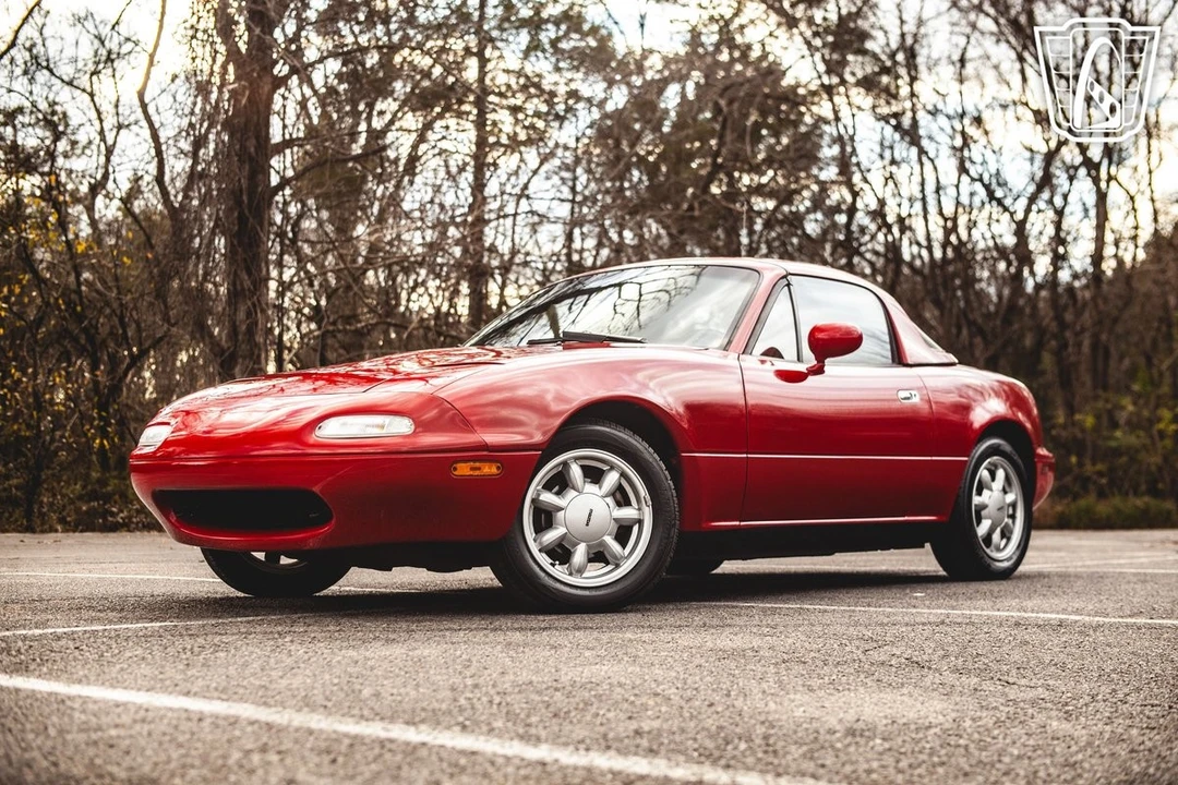 1990 Mazda NA MX-5 Miata - Image 6 of 12