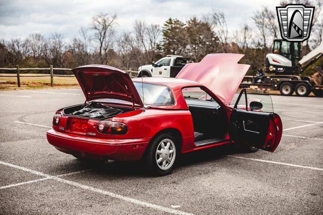 1990 Mazda NA MX-5 Miata - Image 20 of 21