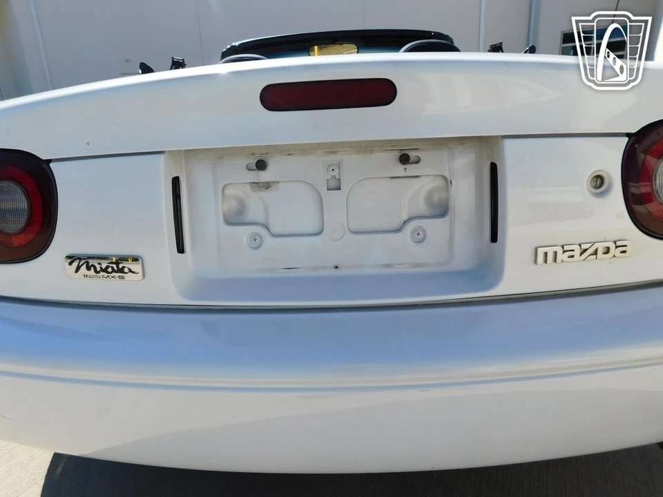 1990 Mazda NA MX-5 Miata - Image 3 of 12