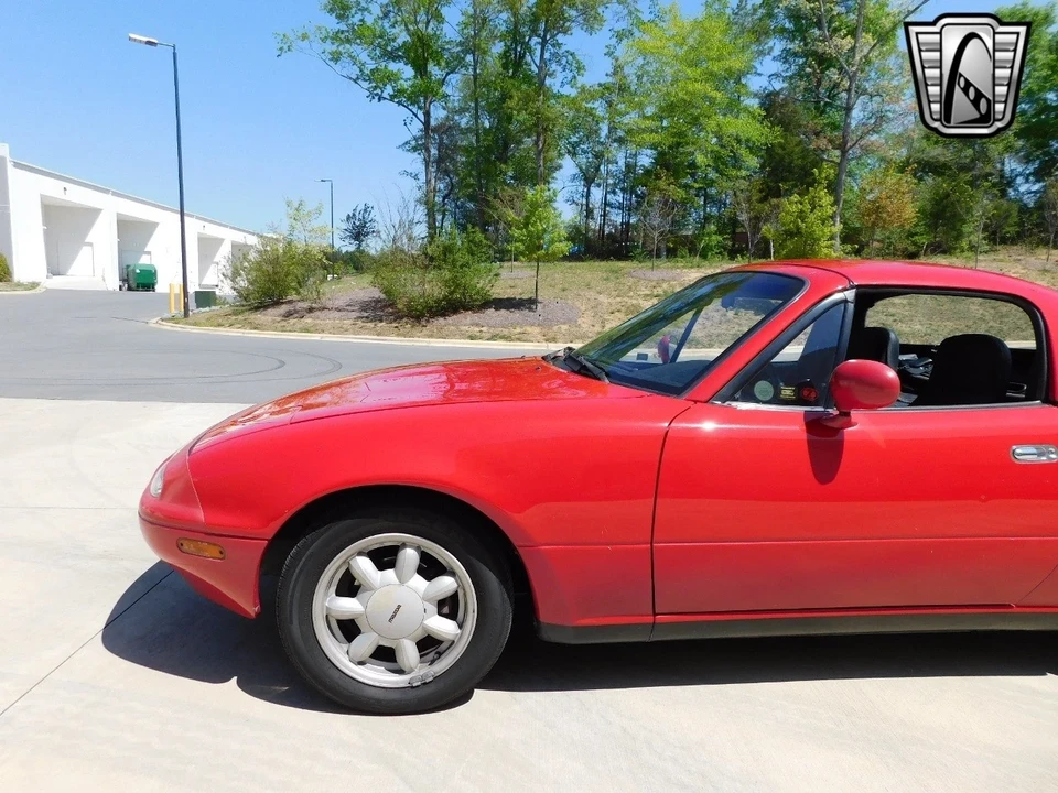 1990 Mazda NA MX-5 Miata - Image 7 of 12