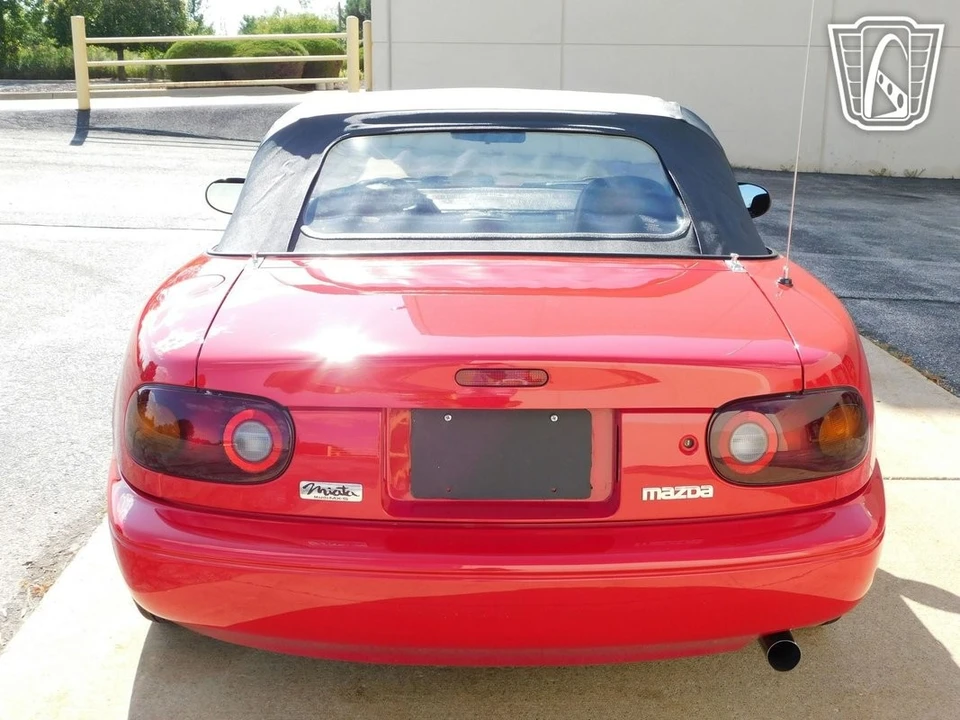 1990 Mazda NA MX-5 Miata - Image 21 of 21