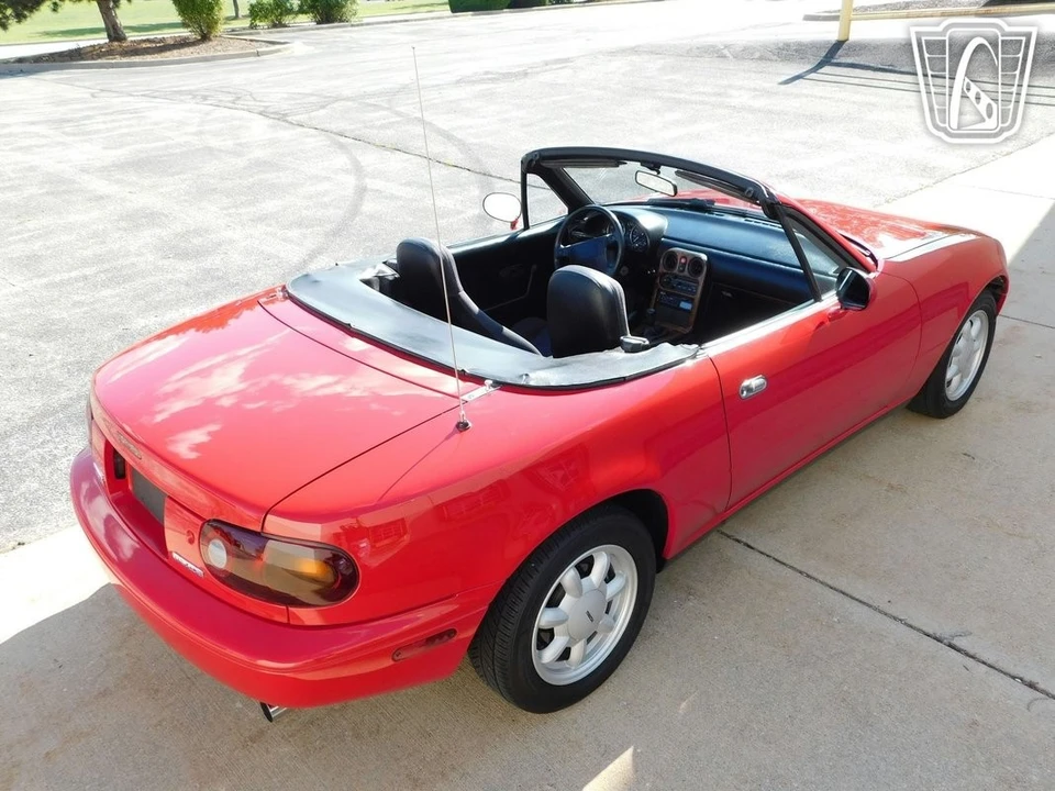 1990 Mazda NA MX-5 Miata - Image 9 of 21