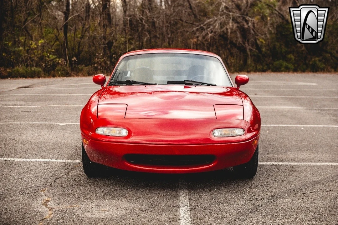 1990 Mazda NA MX-5 Miata - Image 11 of 21