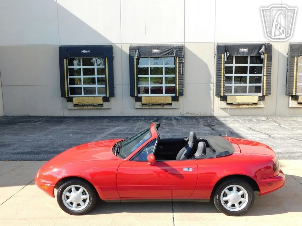 1990 Mazda NA MX-5 Miata - Image 4 of 12