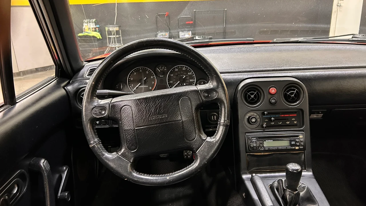 1990 Mazda NA MX-5 Miata - Image 8 of 9