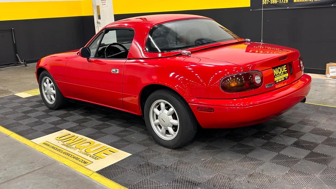 1990 Mazda NA MX-5 Miata - Image 4 of 9