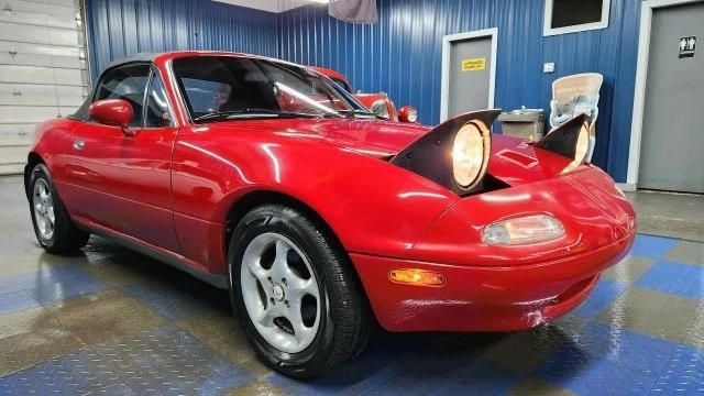 1990 Mazda NA MX-5 Miata - Image 3 of 12