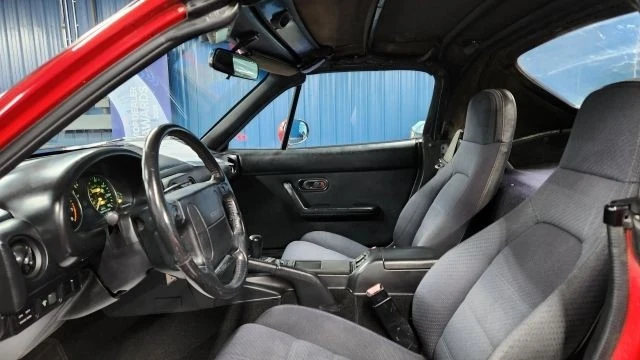 1990 Mazda NA MX-5 Miata - Image 9 of 12