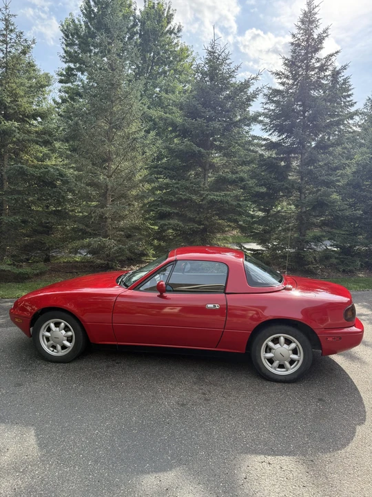 1990 Mazda NA MX-5 Miata - Image 8 of 31