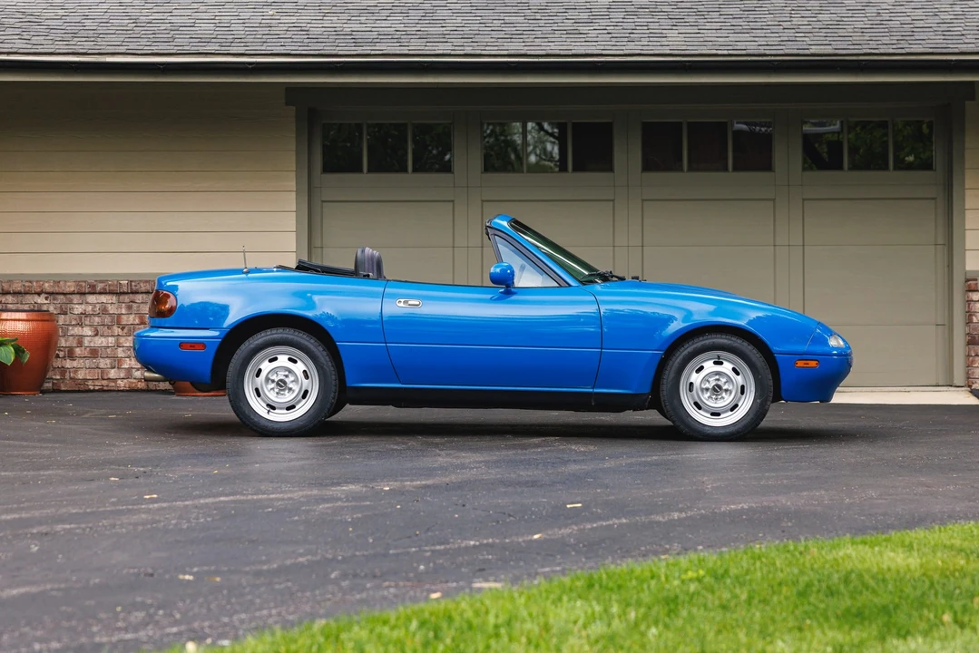 1990 Mazda NA MX-5 Miata - Image 14 of 31