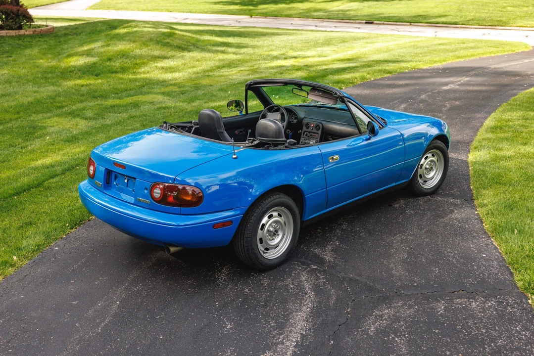 1990 Mazda NA MX-5 Miata - Image 11 of 31