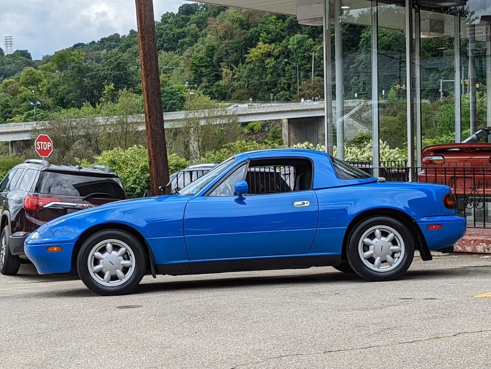 1990 Mazda NA MX-5 Miata - Image 8 of 31