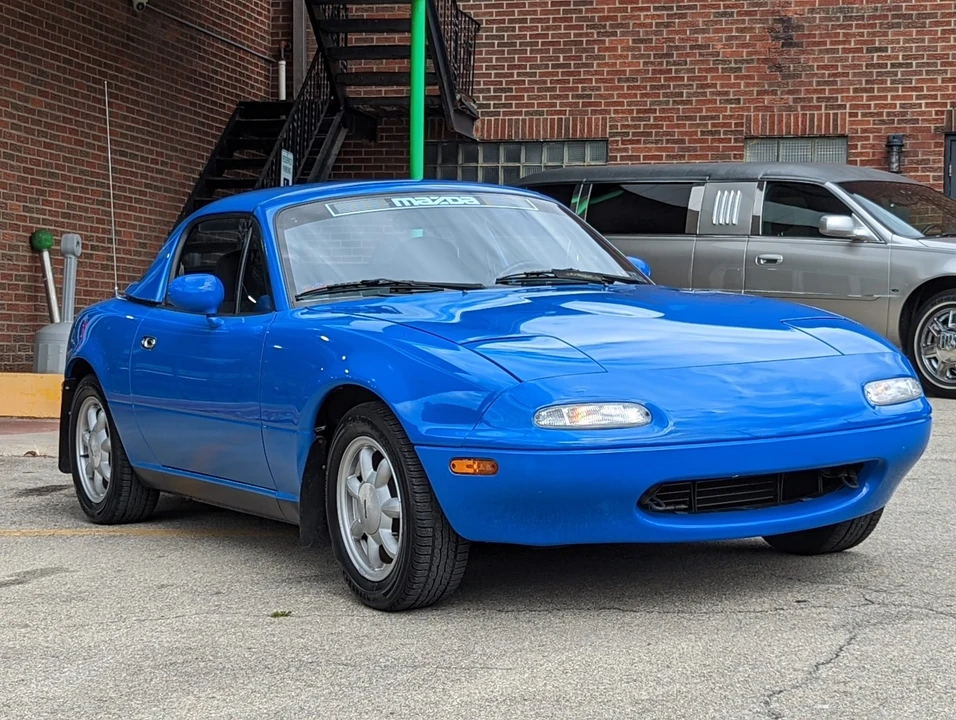 1990 Mazda NA MX-5 Miata - Image 19 of 31