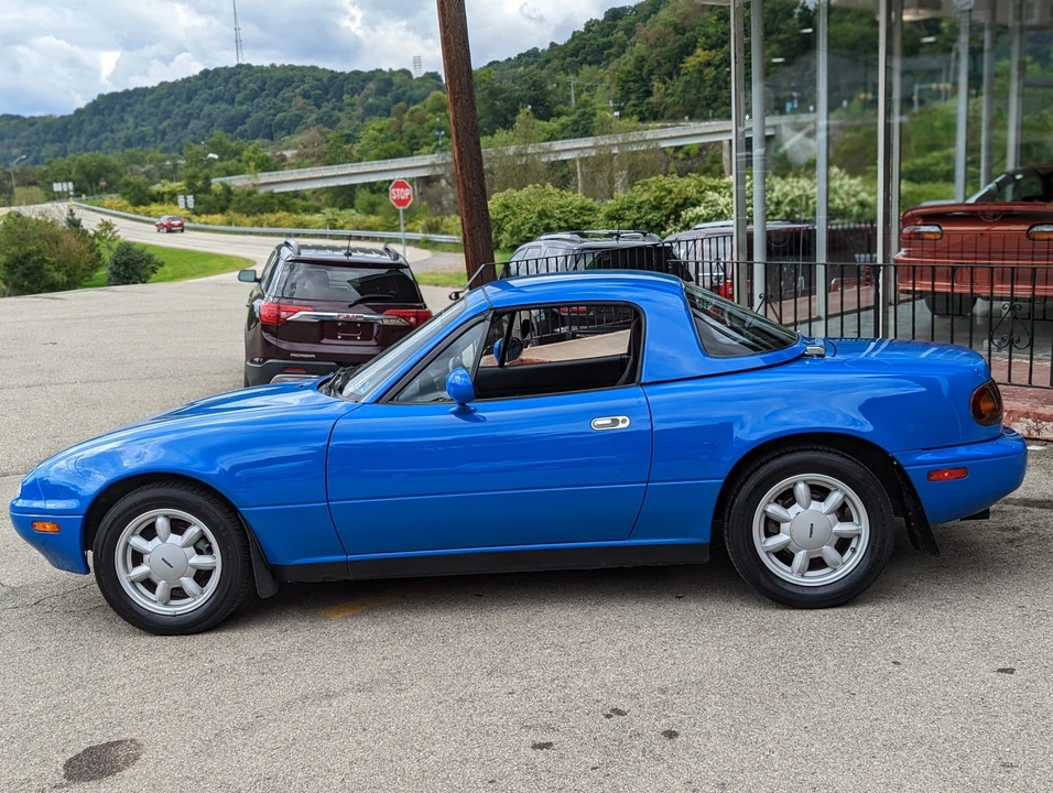 1990 Mazda NA MX-5 Miata - Image 7 of 31