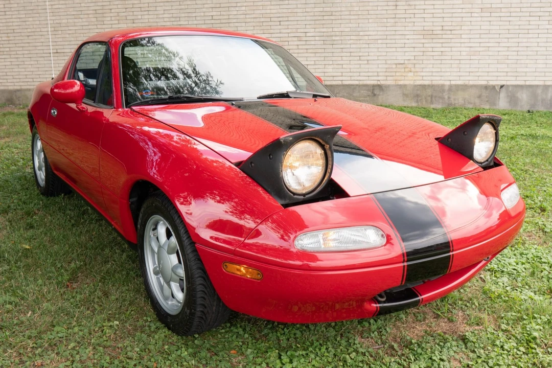 1990 Mazda NA MX-5 Miata - Image 1 of 31