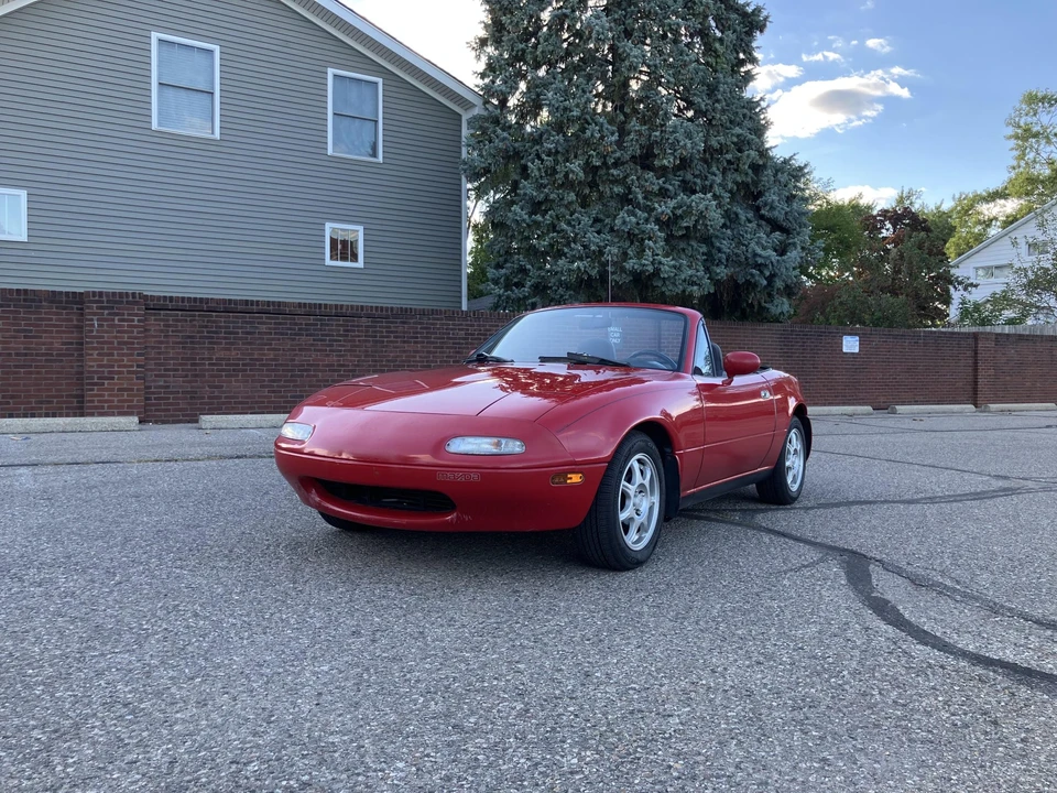 1990 Mazda NA MX-5 Miata - Image 24 of 31
