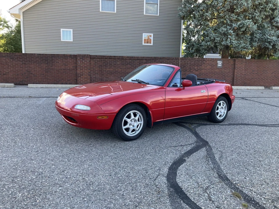 1990 Mazda NA MX-5 Miata - Image 13 of 31
