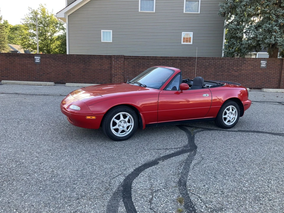 1990 Mazda NA MX-5 Miata - Image 10 of 31