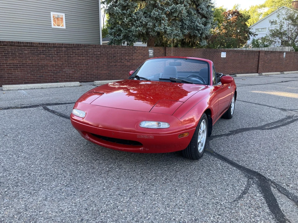 1990 Mazda NA MX-5 Miata - Image 29 of 31