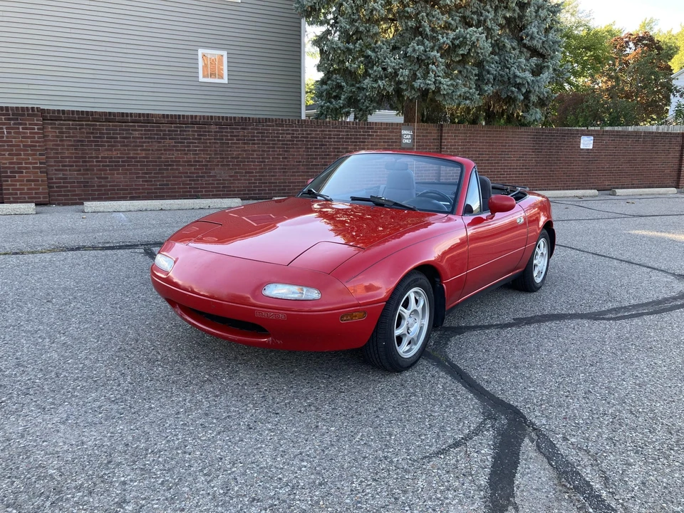 1990 Mazda NA MX-5 Miata - Image 21 of 31