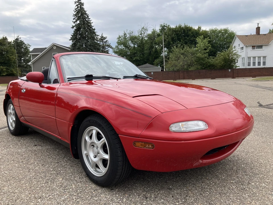 1990 Mazda NA MX-5 Miata - Image 4 of 31