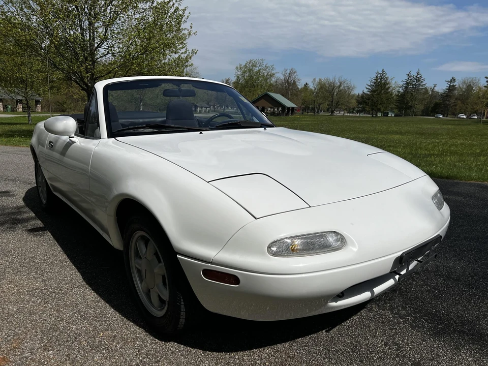 1990 Mazda NA MX-5 Miata - Image 26 of 31