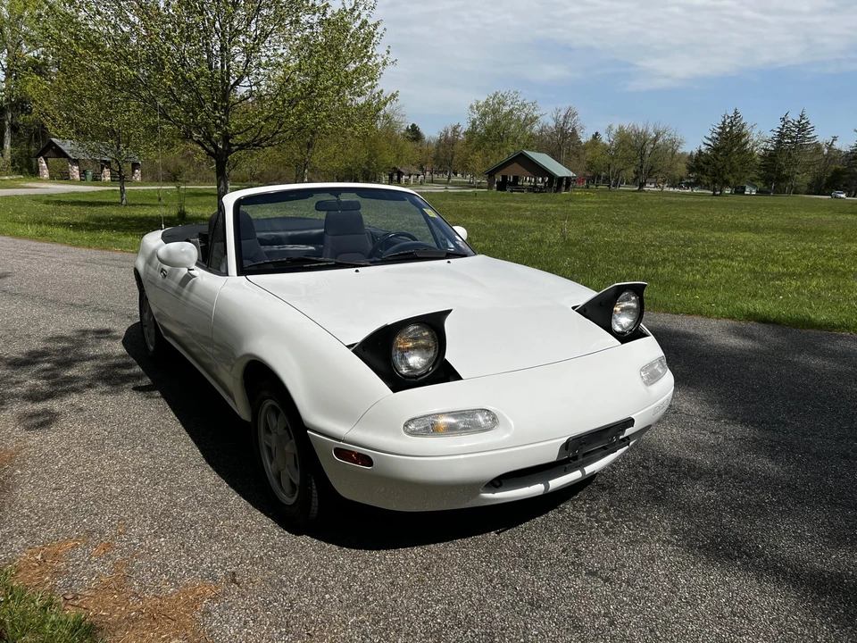1990 Mazda NA MX-5 Miata - Image 27 of 31