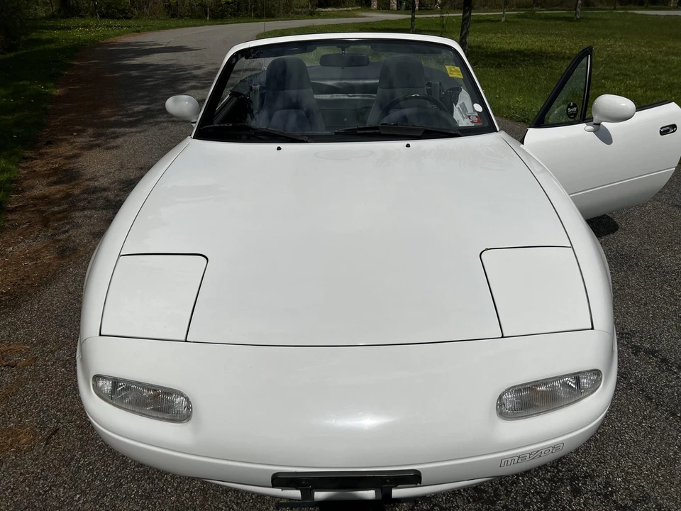 1990 Mazda NA MX-5 Miata - Image 29 of 31