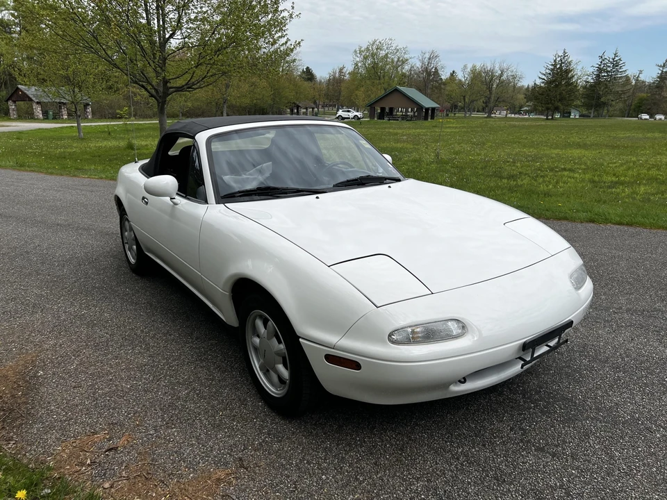 1990 Mazda NA MX-5 Miata - Image 17 of 31