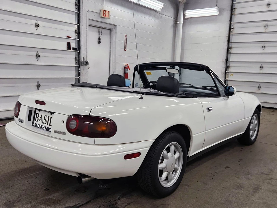 1990 Mazda NA MX-5 Miata - Image 6 of 31