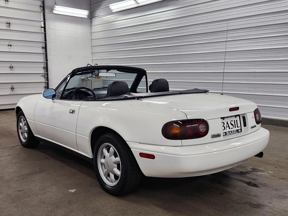 1990 Mazda NA MX-5 Miata - Image 4 of 31