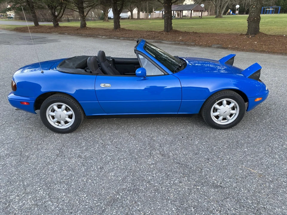 1990 Mazda NA MX-5 Miata - Image 20 of 31