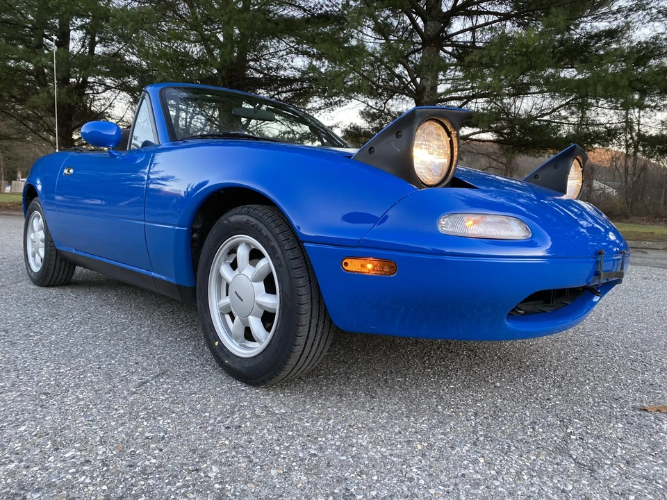1990 Mazda NA MX-5 Miata - Image 18 of 31