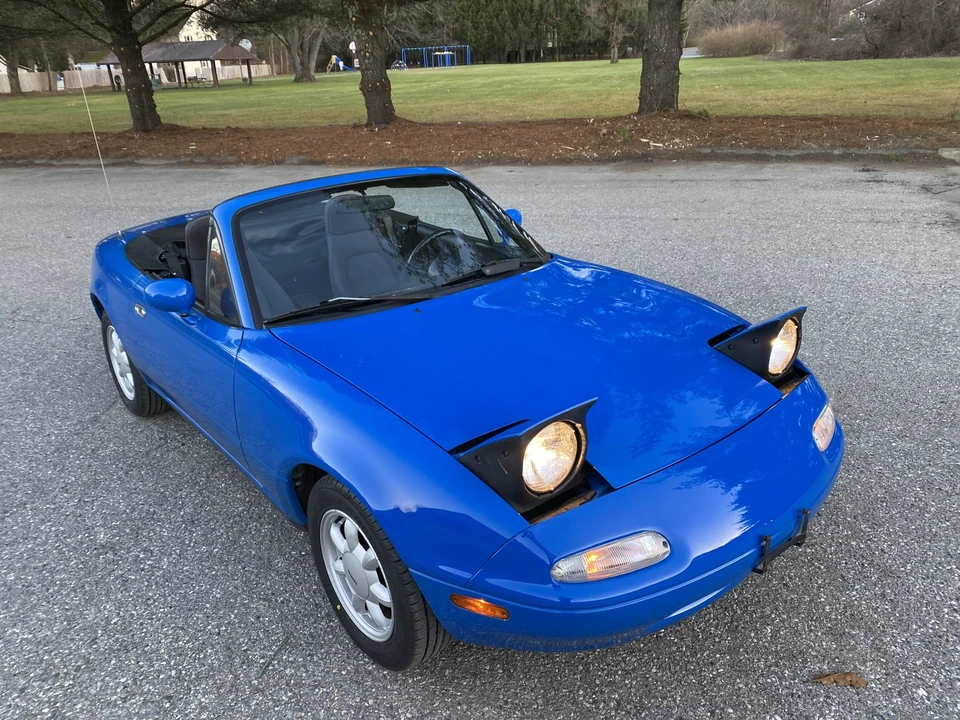 1990 Mazda NA MX-5 Miata - Image 15 of 31