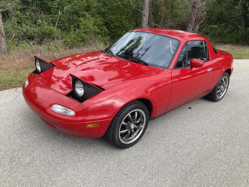 1990 Mazda NA MX-5 Miata - Image 9 of 31