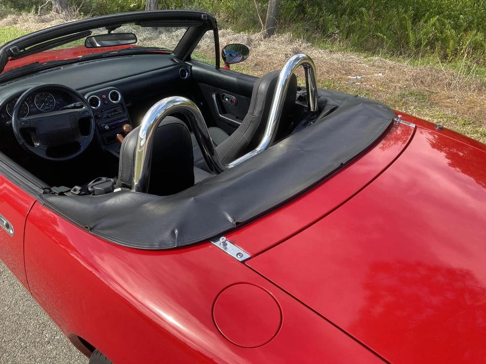 1990 Mazda NA MX-5 Miata - Image 18 of 31