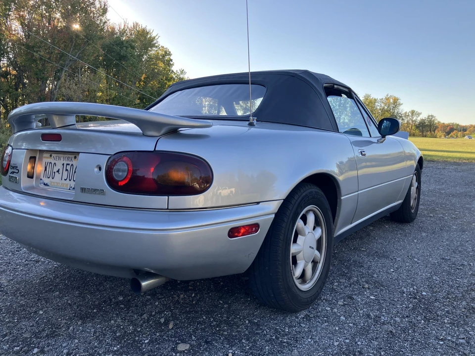1990 Mazda NA MX-5 Miata - Image 30 of 31