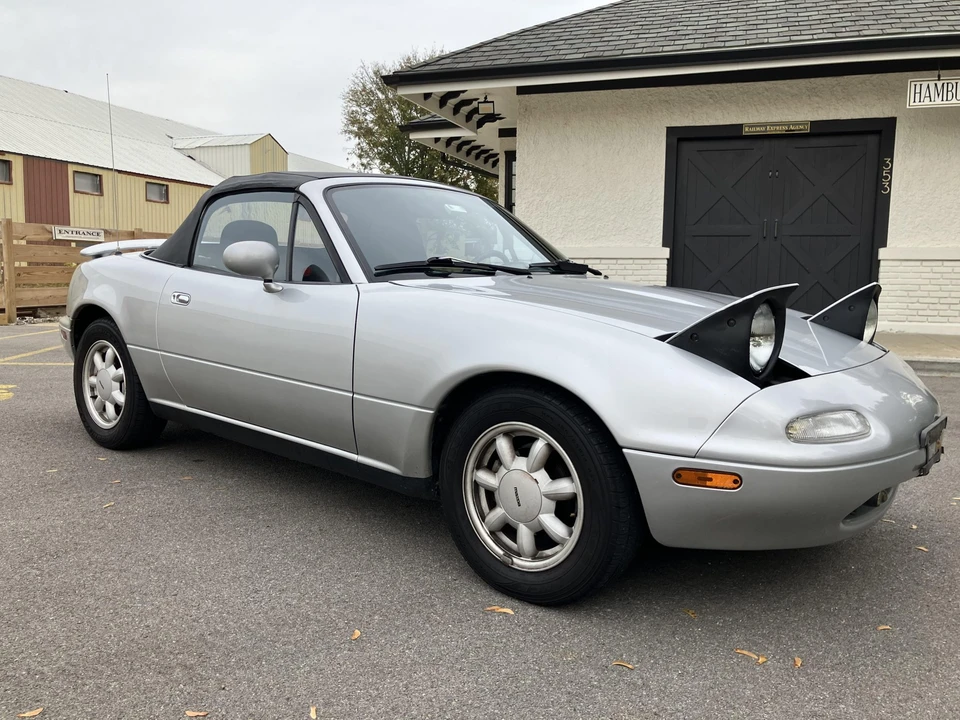 1990 Mazda NA MX-5 Miata - Image 10 of 31